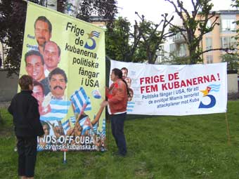 Banderoller s&auml;tts upp